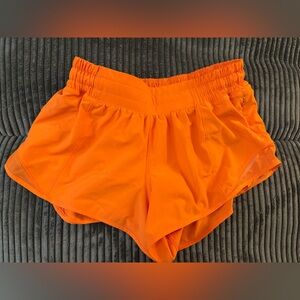 Lululemon Hotty Hot Low-Rise Lined Short 4”